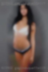 Gaginduquette119, short women